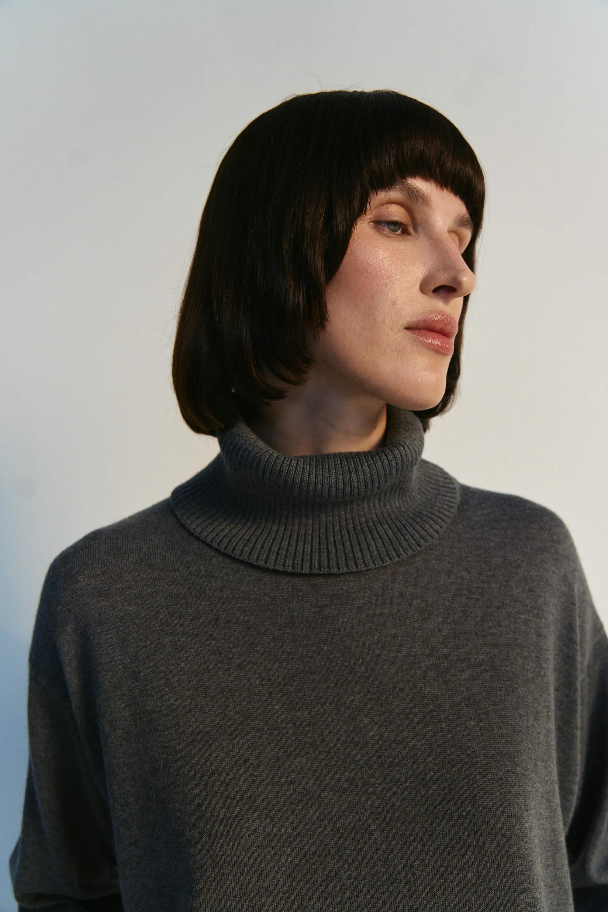 Set aus Rollkragenpullover und Palazzohose aus Merinowolle