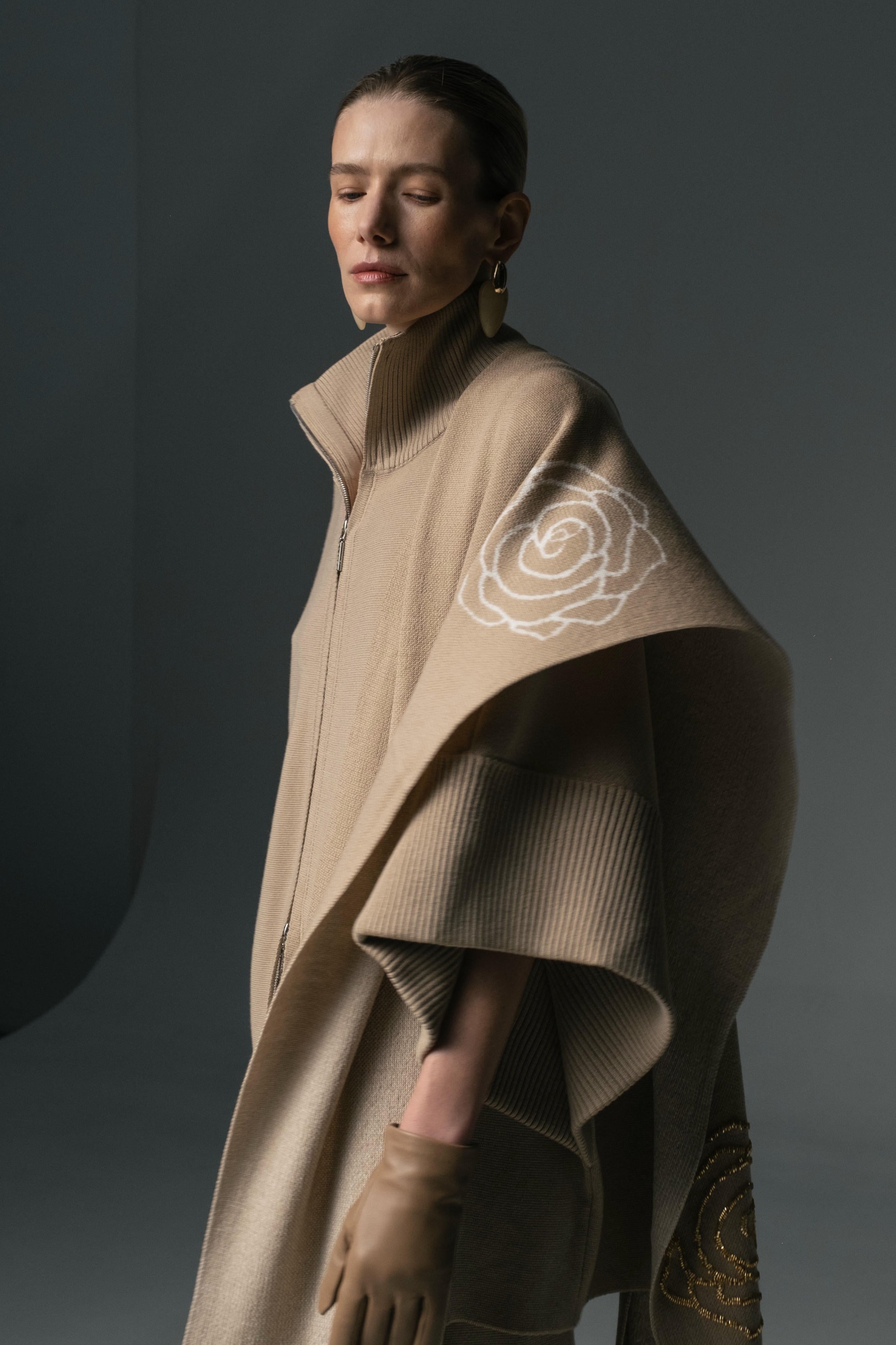 Merino Wool Rose Woven Scarf