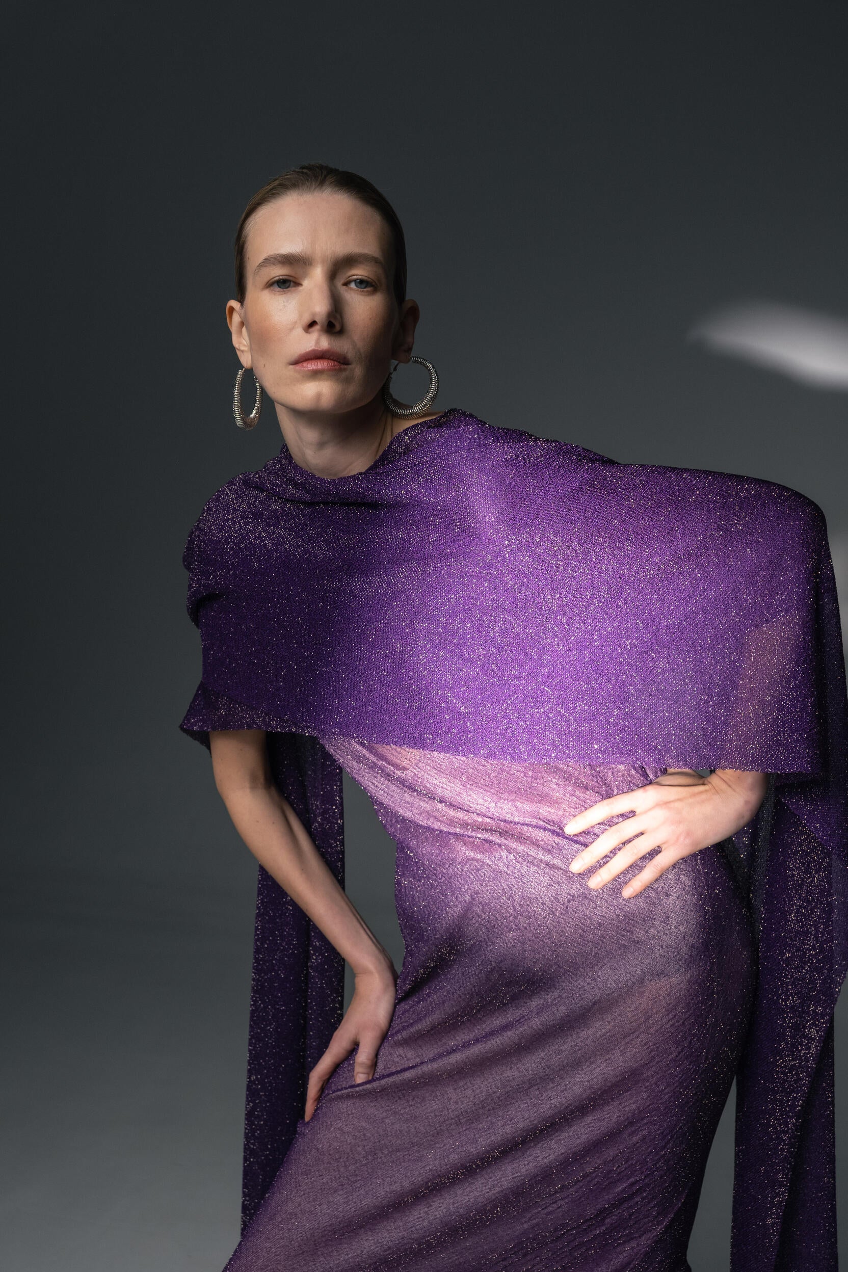 Lurexkleid mit Schal