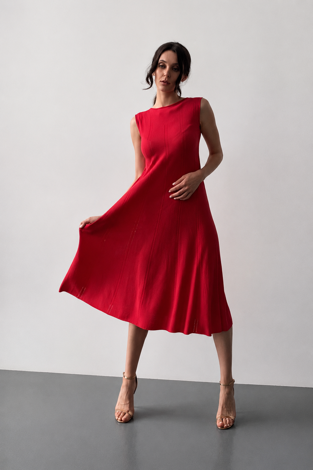 Sundress with a triangle on the back
