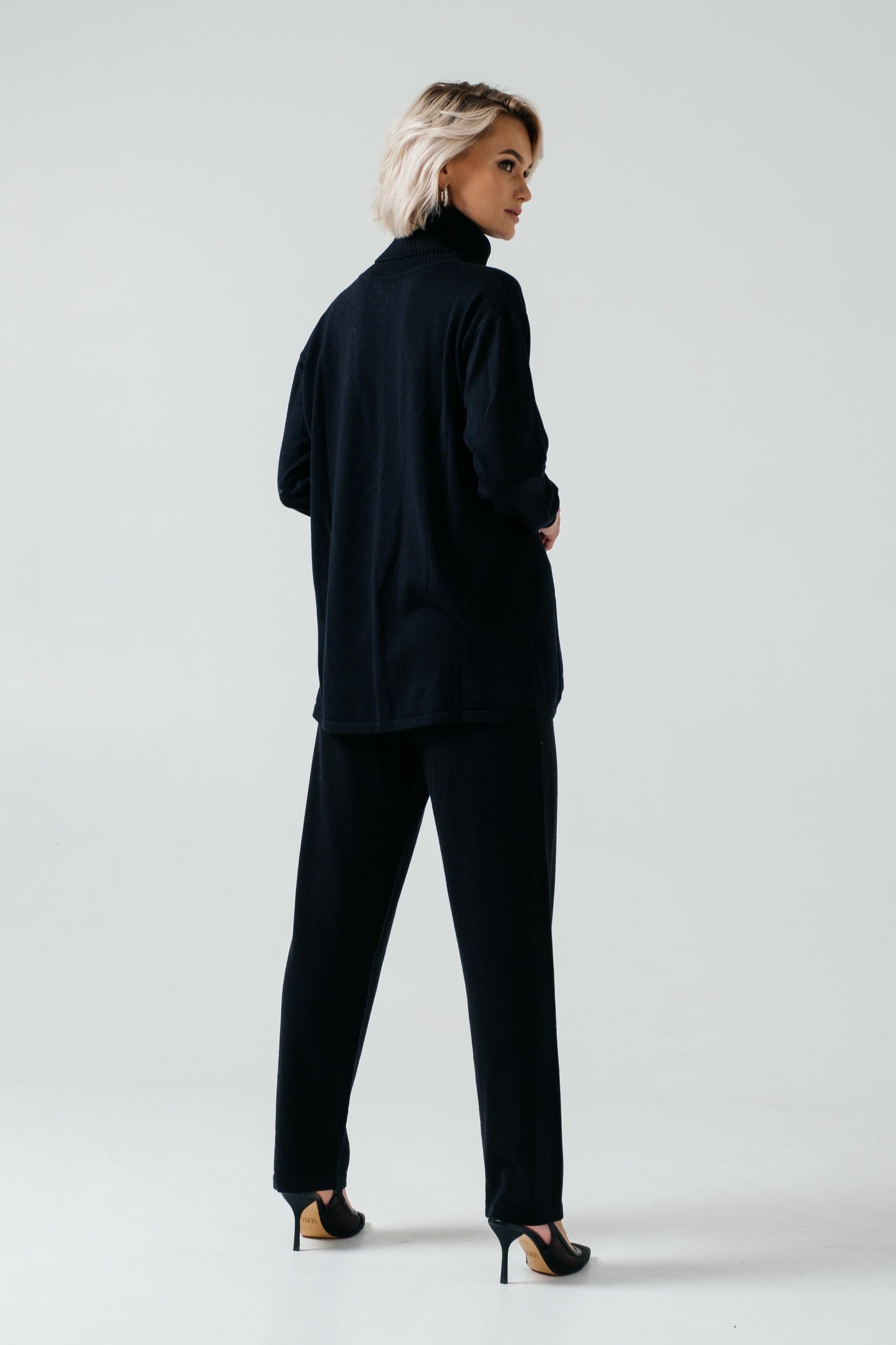 Merino Straight-Leg Trousers