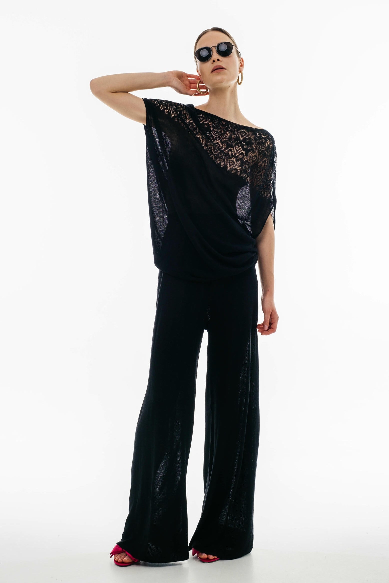 Relaxed Wide-Leg Trousers