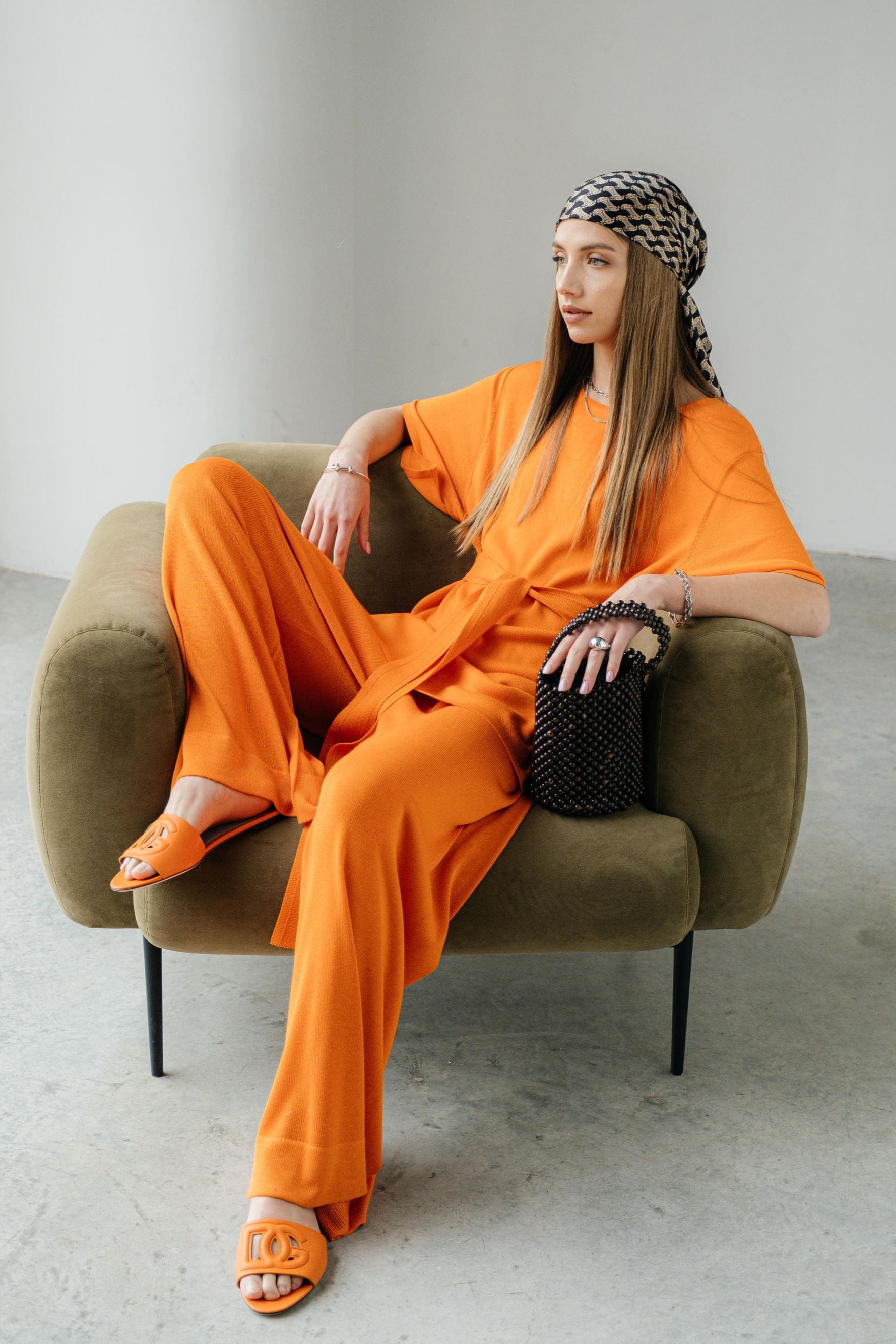 Relaxed Wide-Leg Trousers
