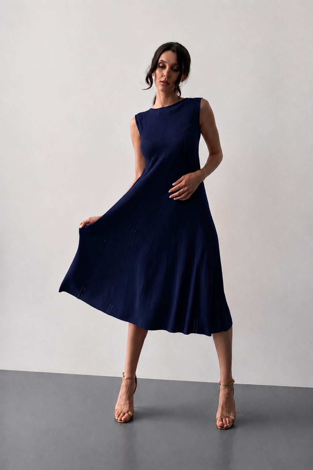 Sundress with a triangle on the back