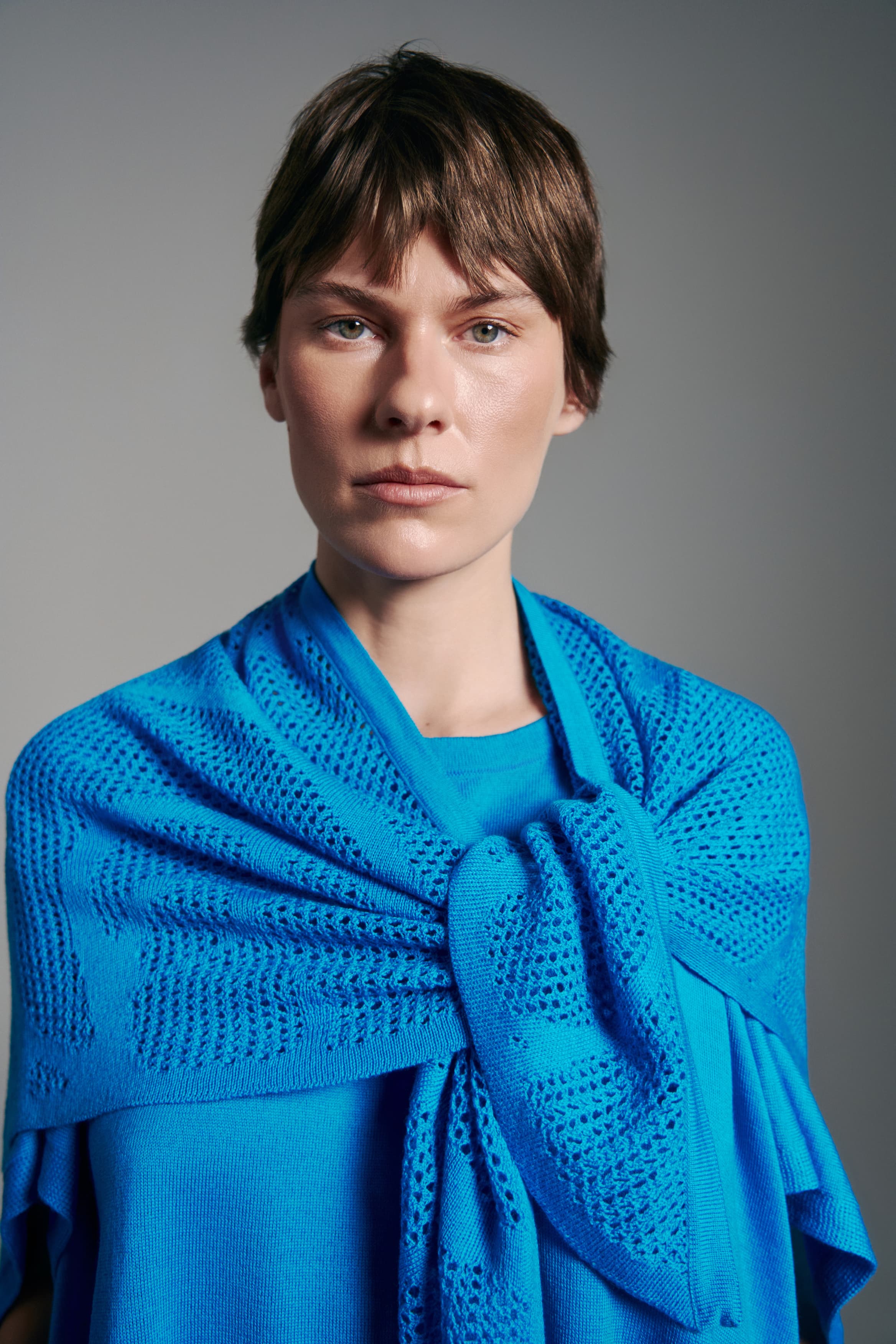 Merino Lace Triangle Scarf | Viamaro
