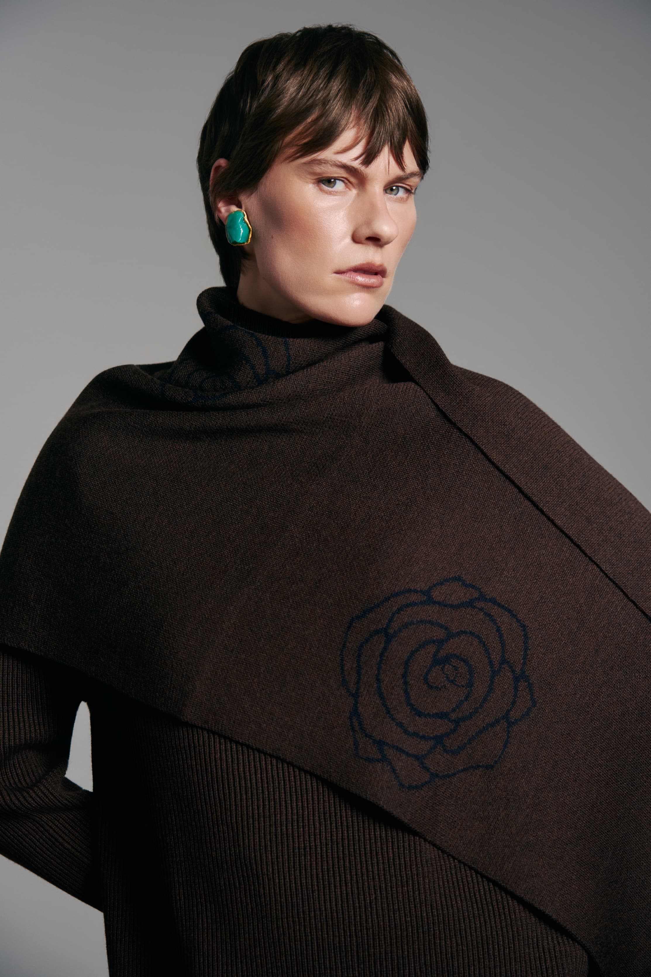 Merino Wool Rose Woven Scarf