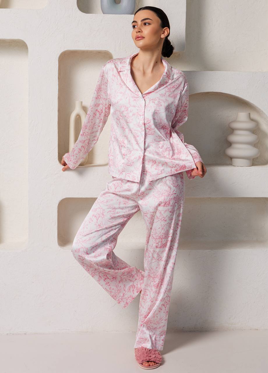 Light pink satin lounge set detail