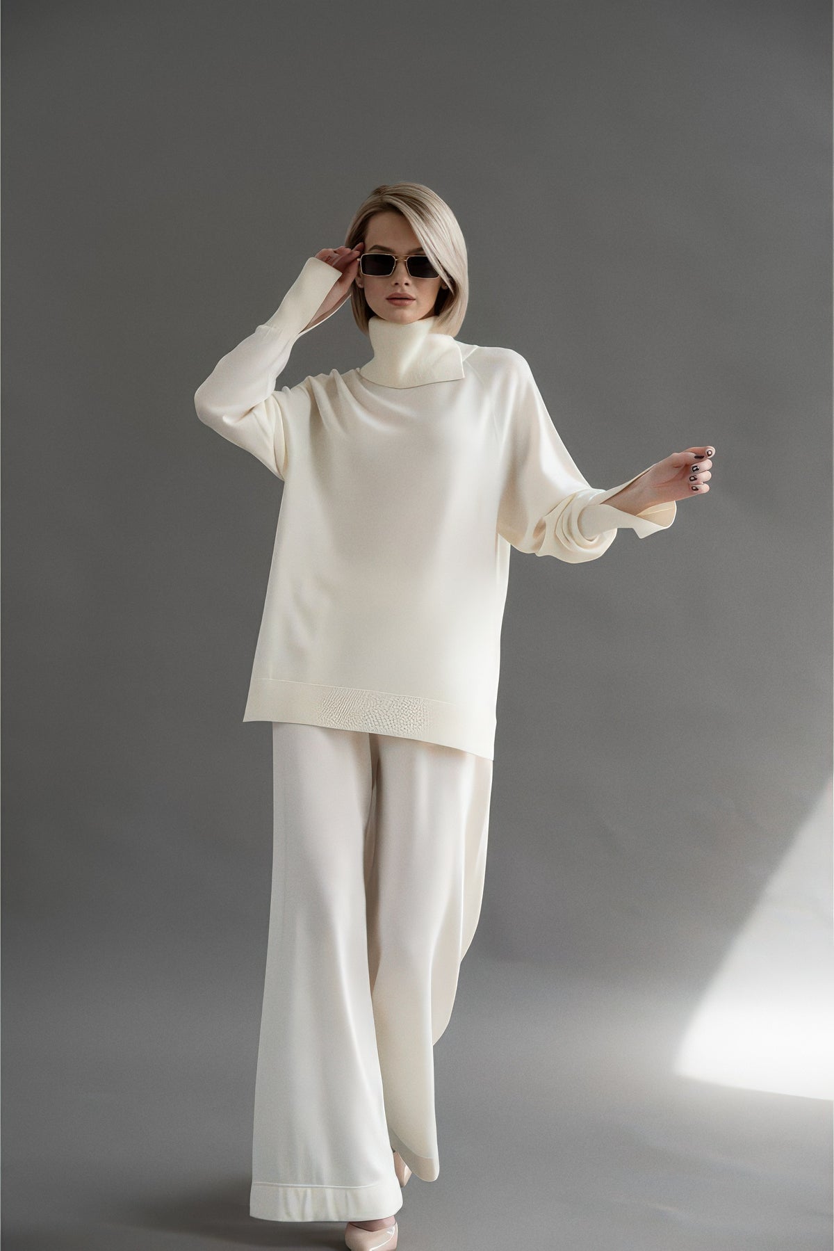 Merino turtleneck and palazzo set in oyster pearl, front