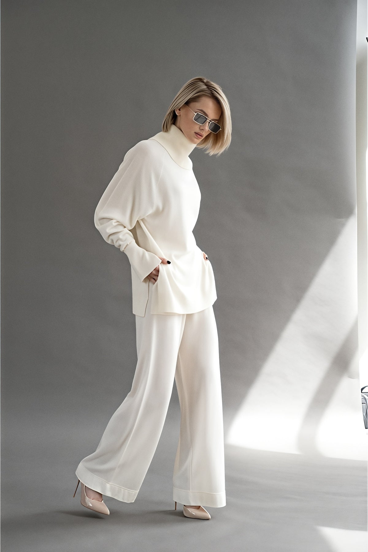 Merino turtleneck and palazzo set in oyster pearl, side