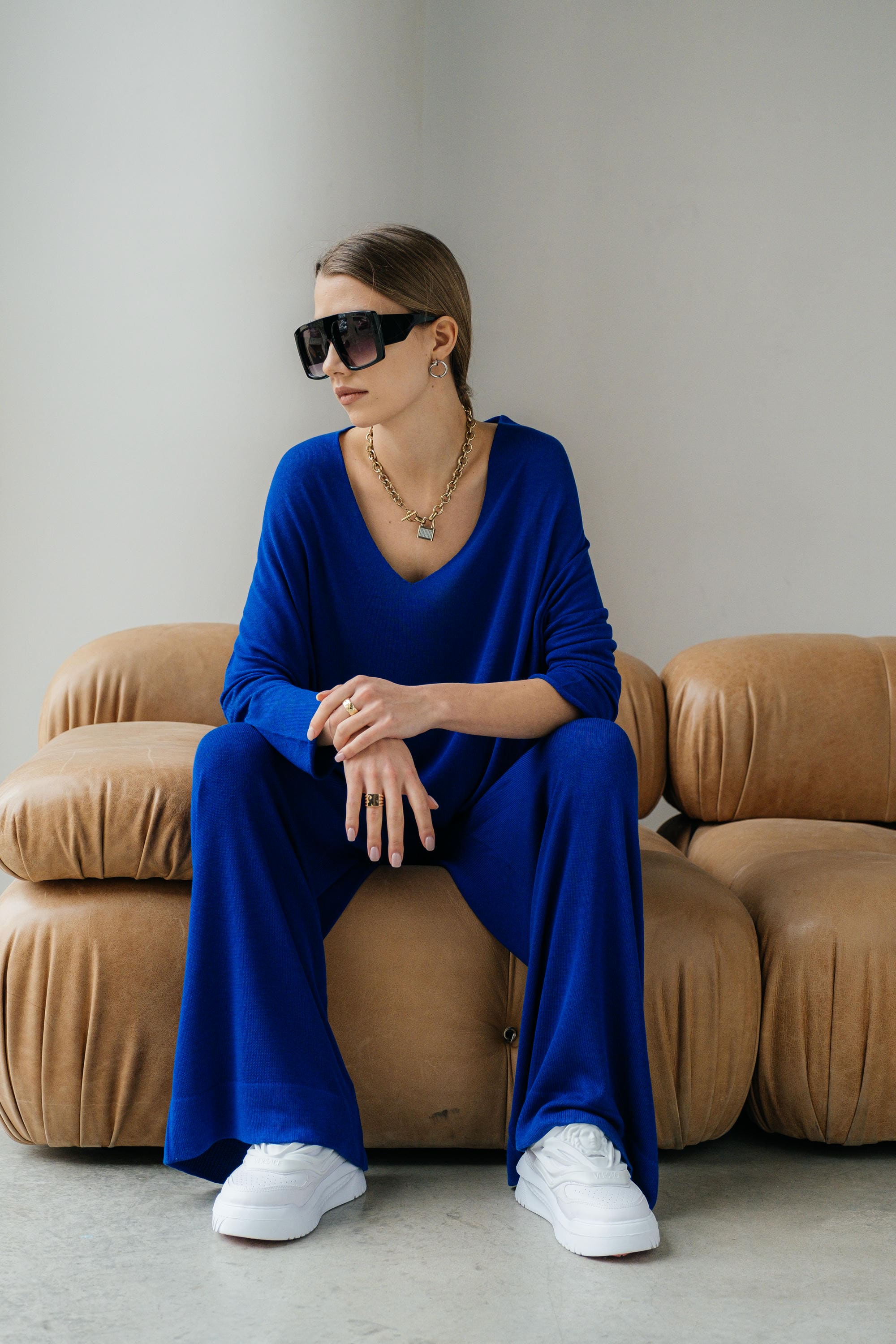 Relaxed Wide-Leg Trousers